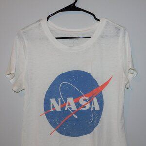 NASA t shirt - womens large - Zoe + Liv